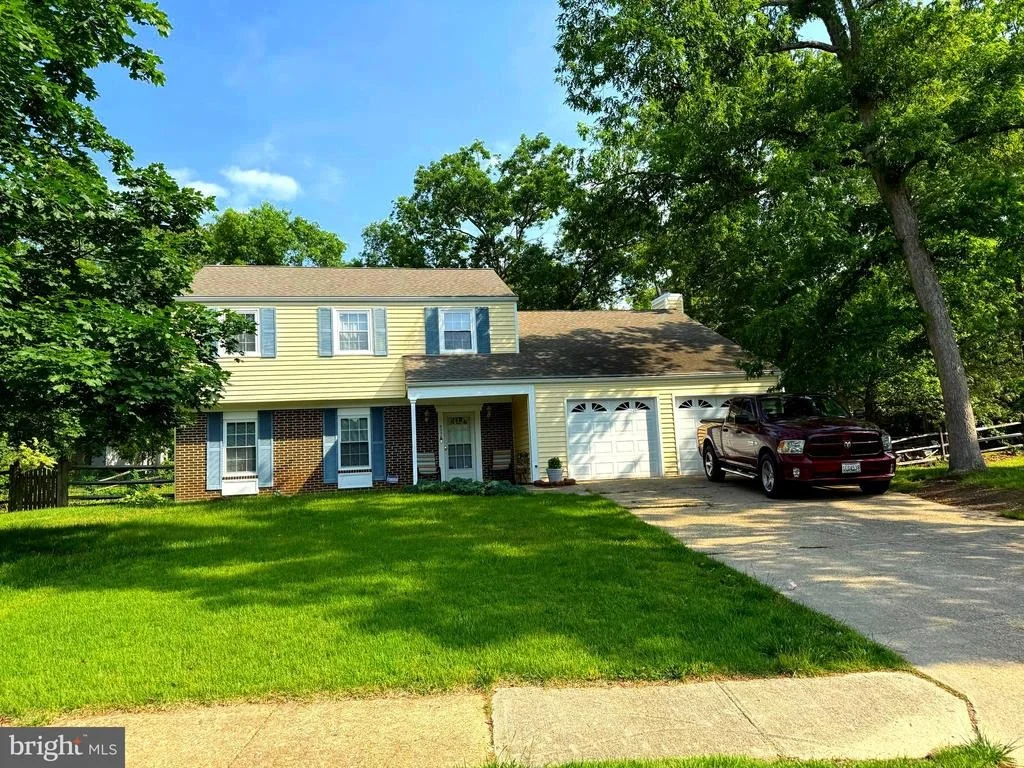 Photo of 4004 OAKLEY DRIVE
