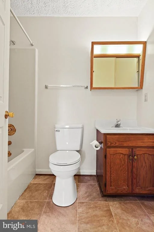 Photo of 3 GREENKNOLL BOULEVARD