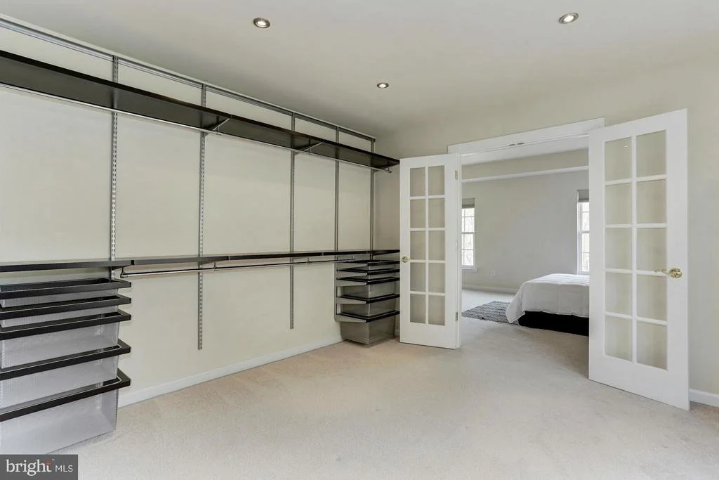 Photo of 7585 LINDBERG DRIVE