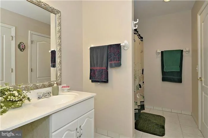 Photo of 20607 TOP RIDGE DRIVE