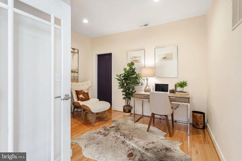 Photo of Unit 3 at 2363 CHAMPLAIN STREET NW
