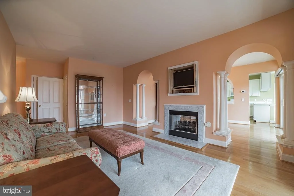 Photo of Unit 312 at 2520 WATERSIDE DRIVE