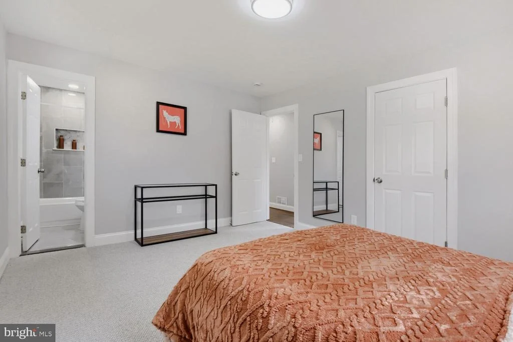 Photo of 696 W MAPLE ROAD