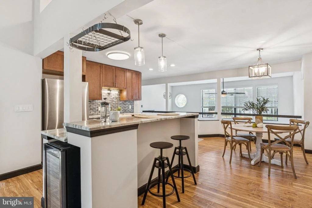 Photo of 910 LANGDON COURT