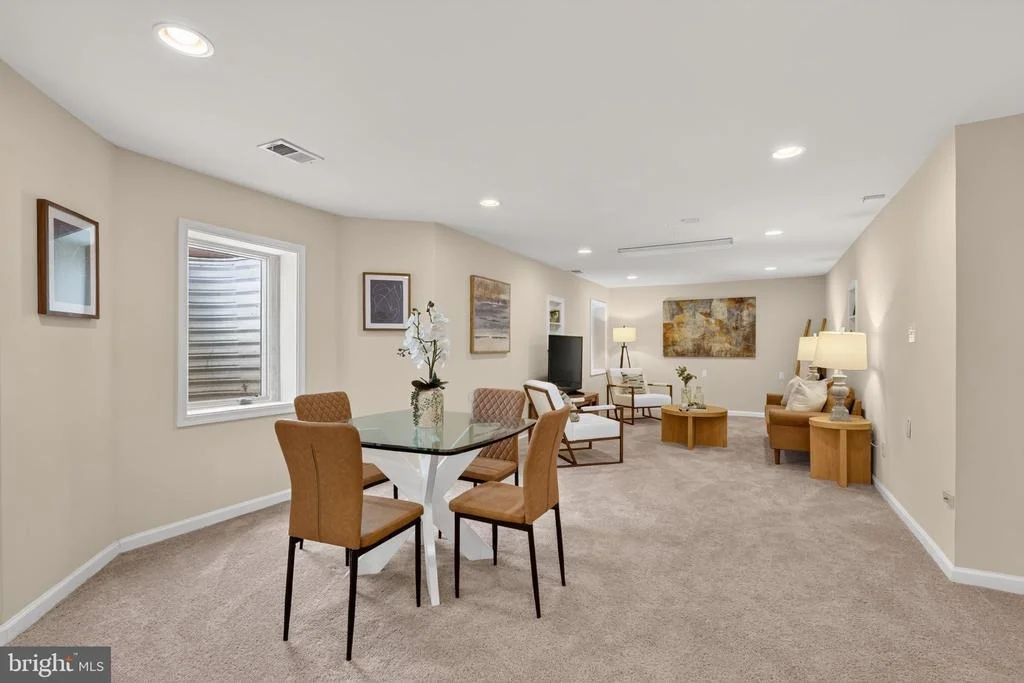 Photo of 6482 WARWICK CIRCLE