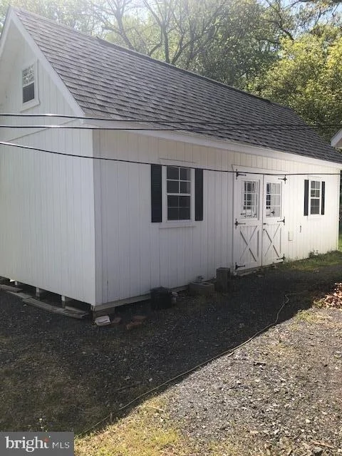 Photo of 5439 SHOOKSTOWN ROAD