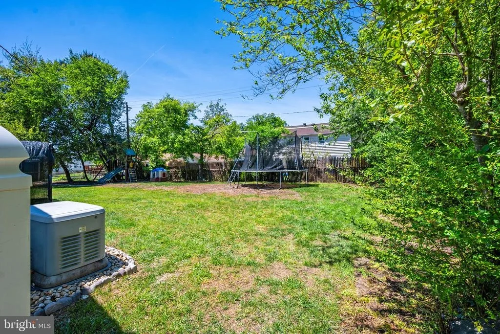 Photo of 4202 MINSTRELL LANE
