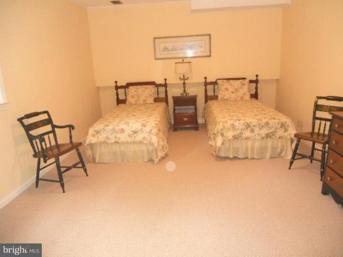 Photo of 450 RIVER BEND ROAD