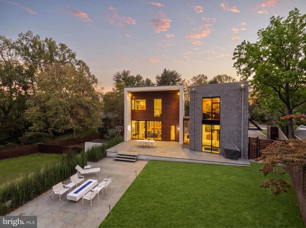 Photo of 9119 LEVELLE DRIVE