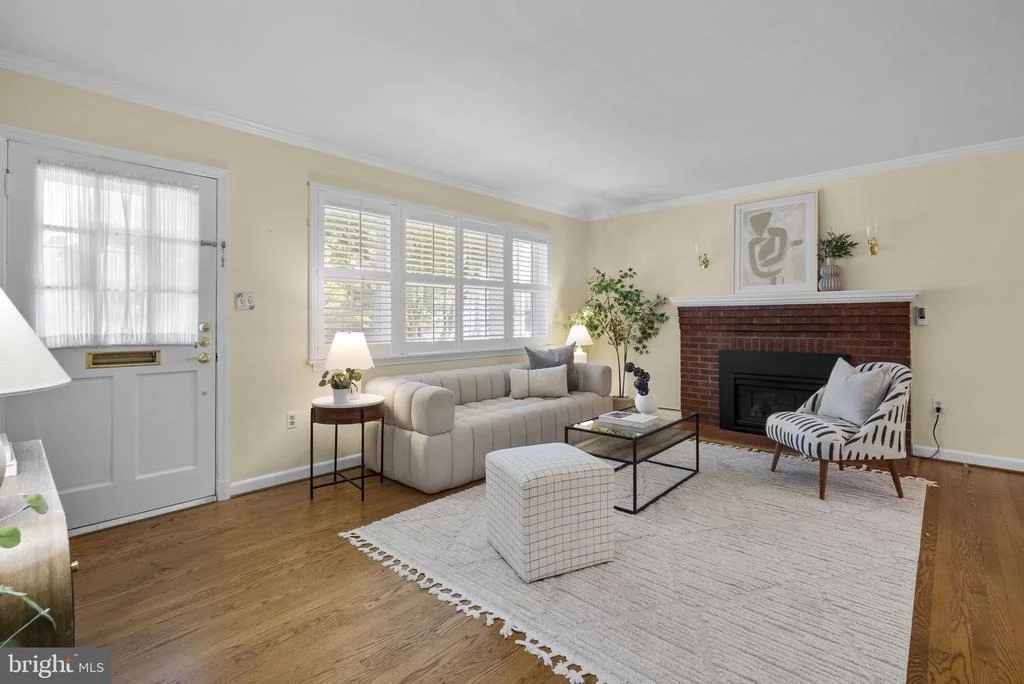Photo of 19 EASTMOOR DRIVE