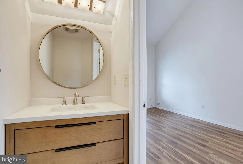 Photo of 19 HEATHERFIELD WAY