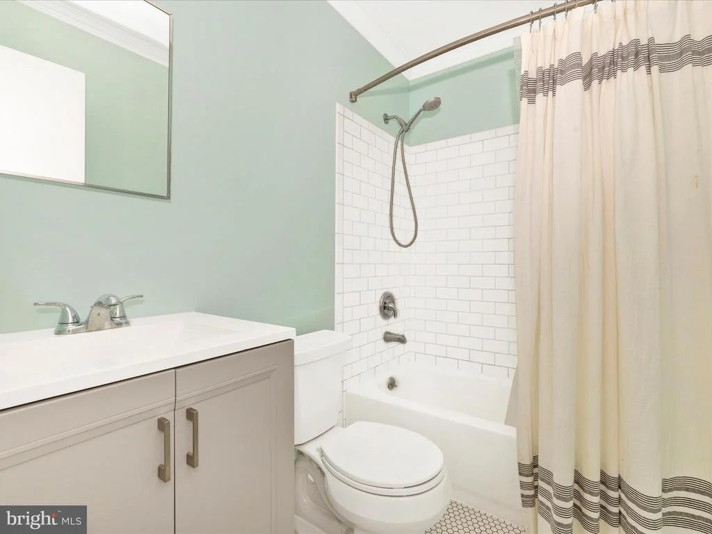 Photo of 7291 BEECHTREE LANE