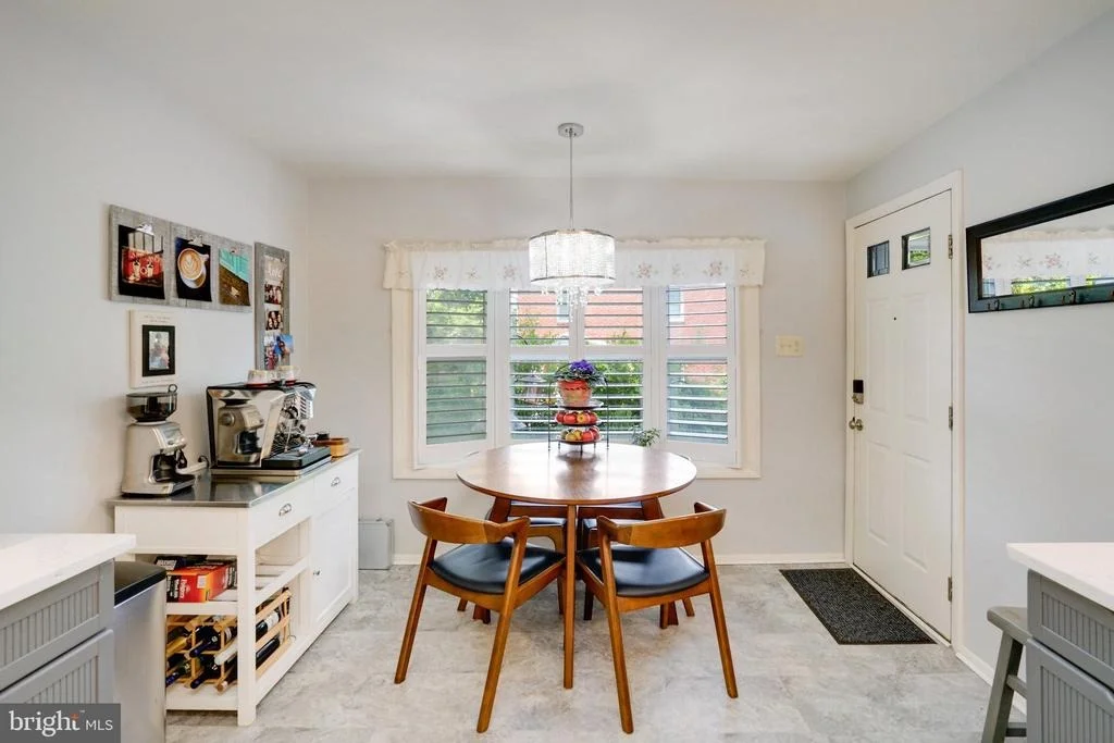 Photo of 5101 AMPTHILL DRIVE