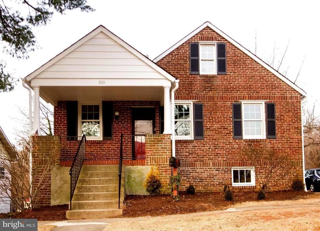 Photo of 800 WARWICK ROAD