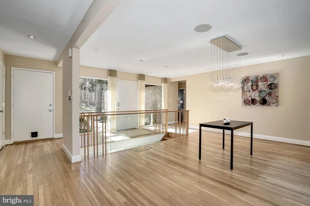 Photo of 3010 CUNNINGHAM DRIVE