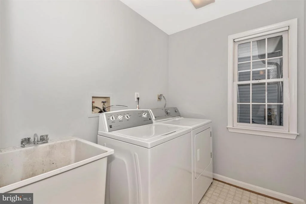 Photo of 25 SOLITAIRE COURT