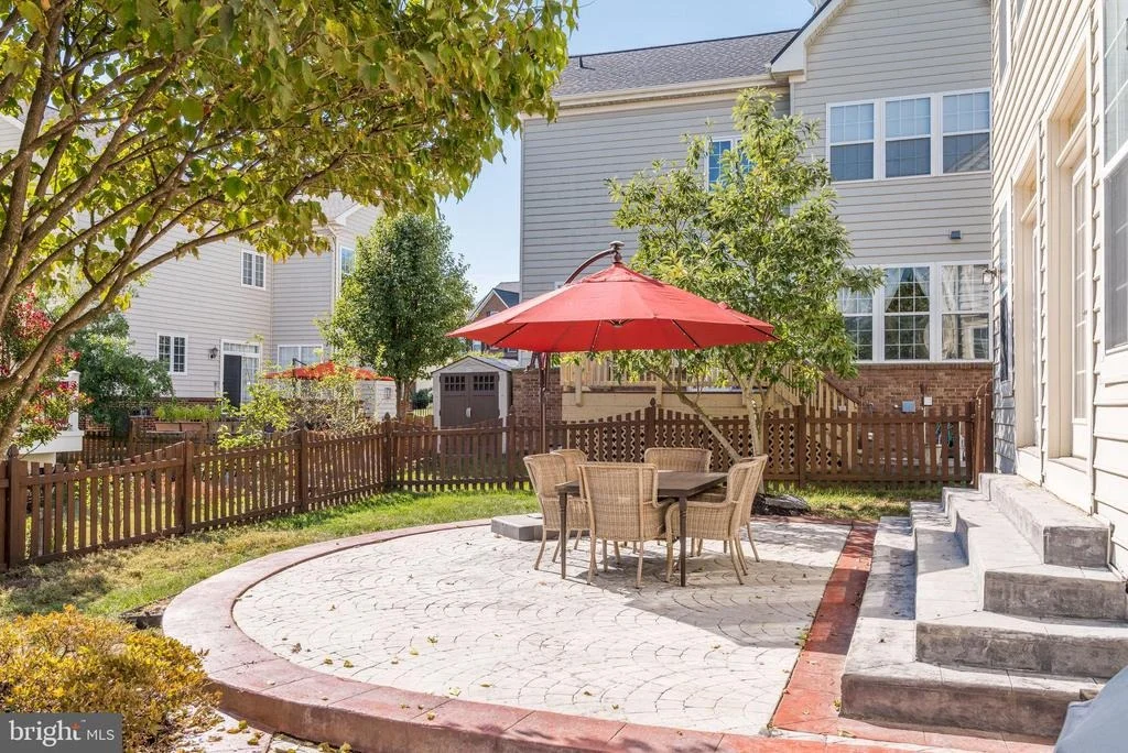 Photo of 24820 STONE PILLAR DRIVE