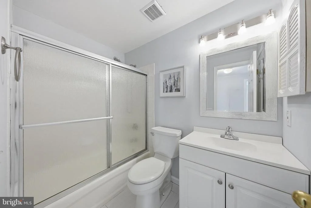 Photo of 10101 MADRONAWOOD DRIVE