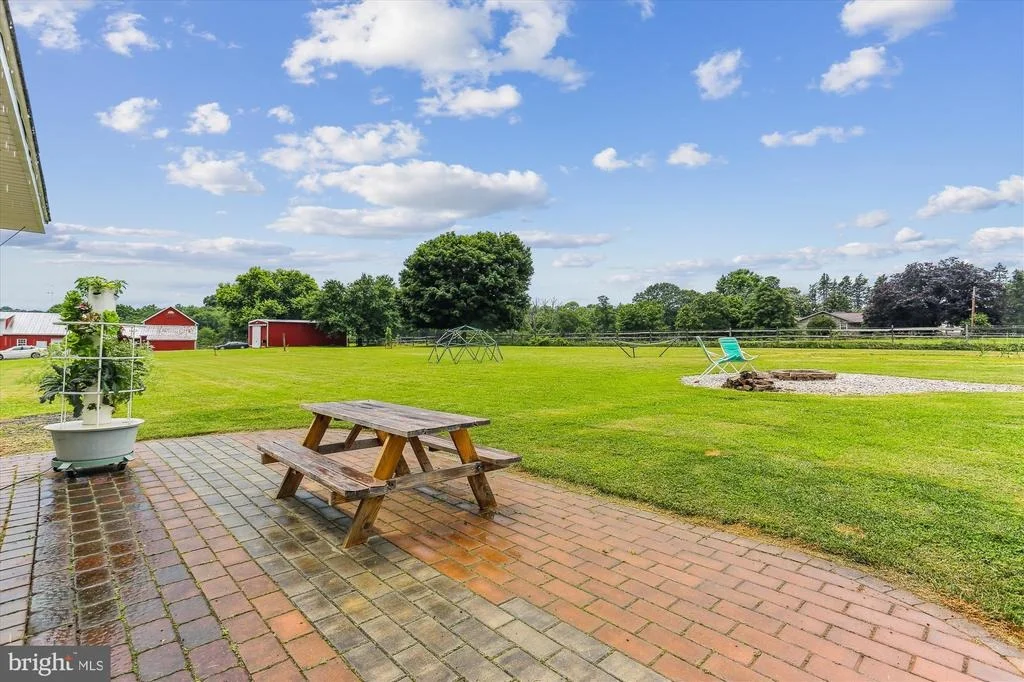 Photo of 6000 OLNEY LAYTONSVILLE ROAD