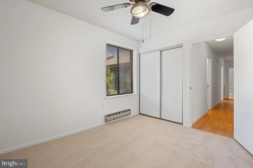 Photo of Unit 863E at 15301 PINE ORCHARD DRIVE