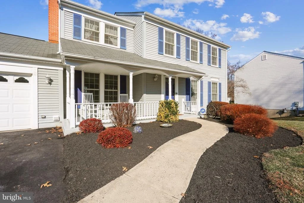 Photo of 915 POINTER RIDGE DRIVE