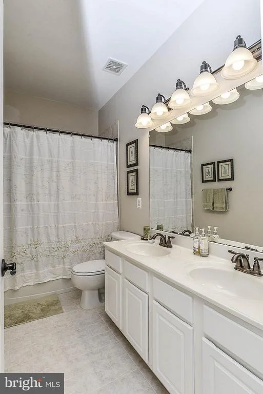 Photo of 23049 MINERVA DRIVE