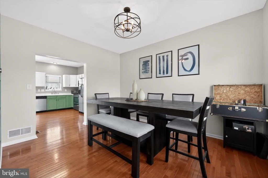 Photo of 112 OLIVINE CIRCLE