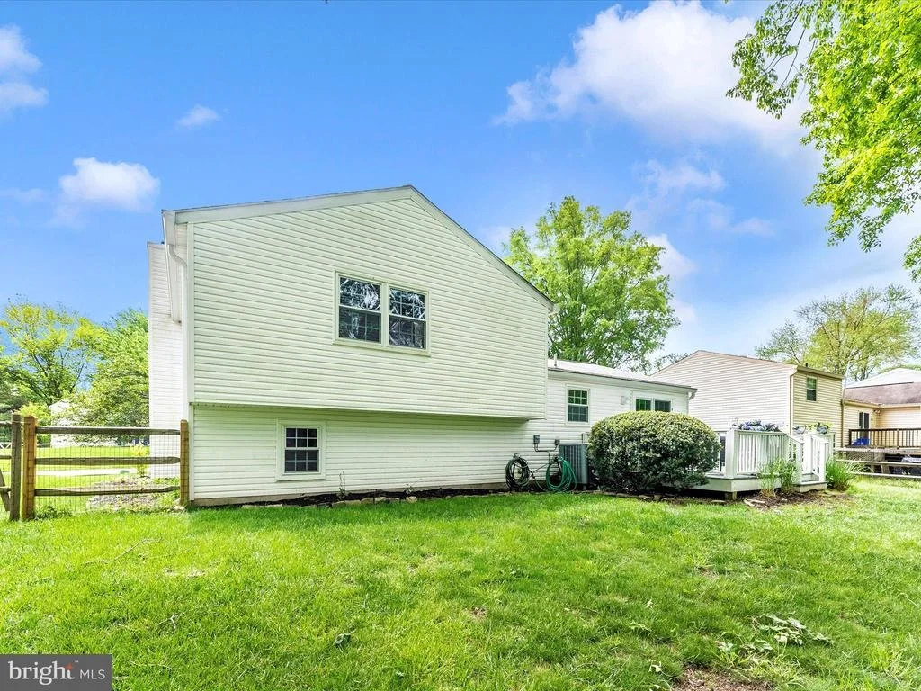 Photo of 10109 PEANUT MILL DRIVE