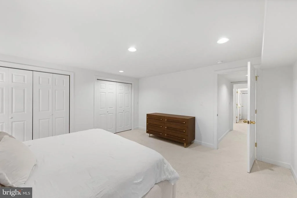 Photo of 123 GLADE CIRCLE W