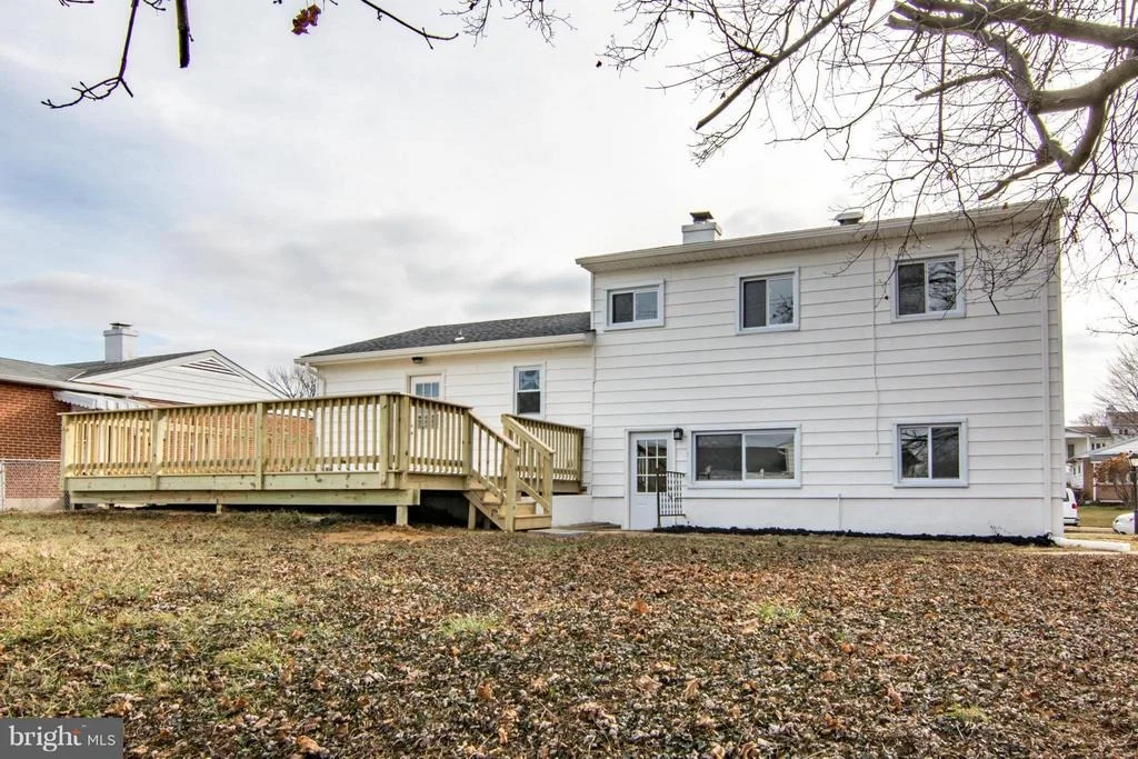 Photo of 922 BARDSWELL ROAD