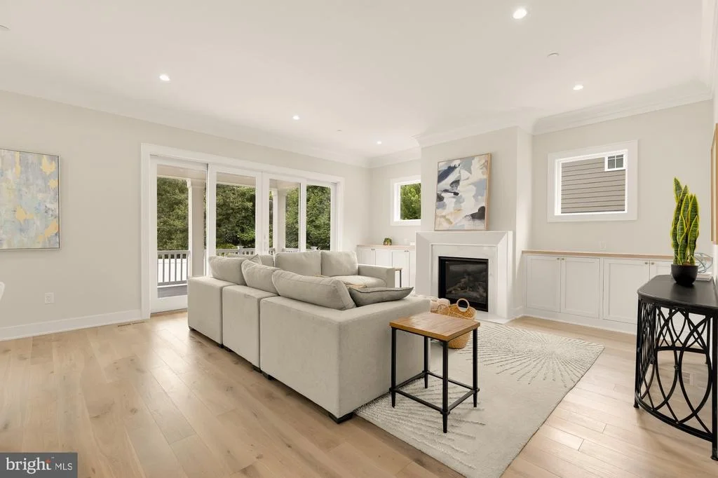 Photo of 9512 FOREST ROAD