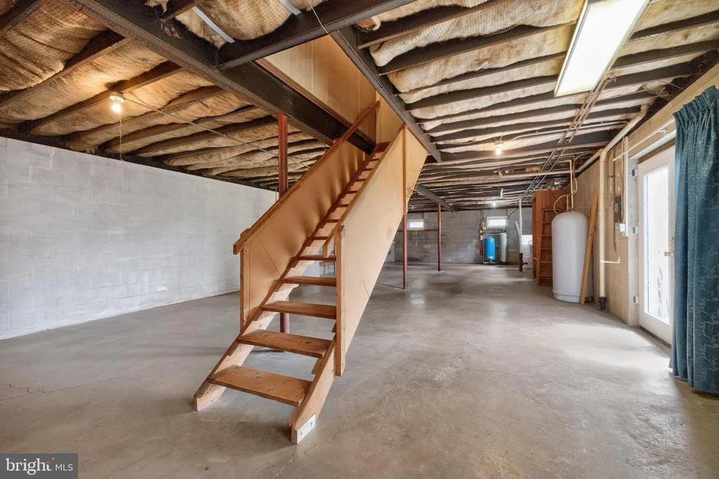 Photo of 13835 HOWARD ROAD