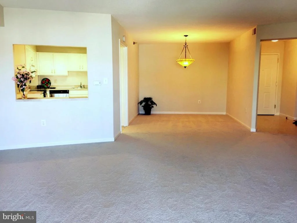 Photo of Unit 306 at 14800 PENNFIELD CIRCLE