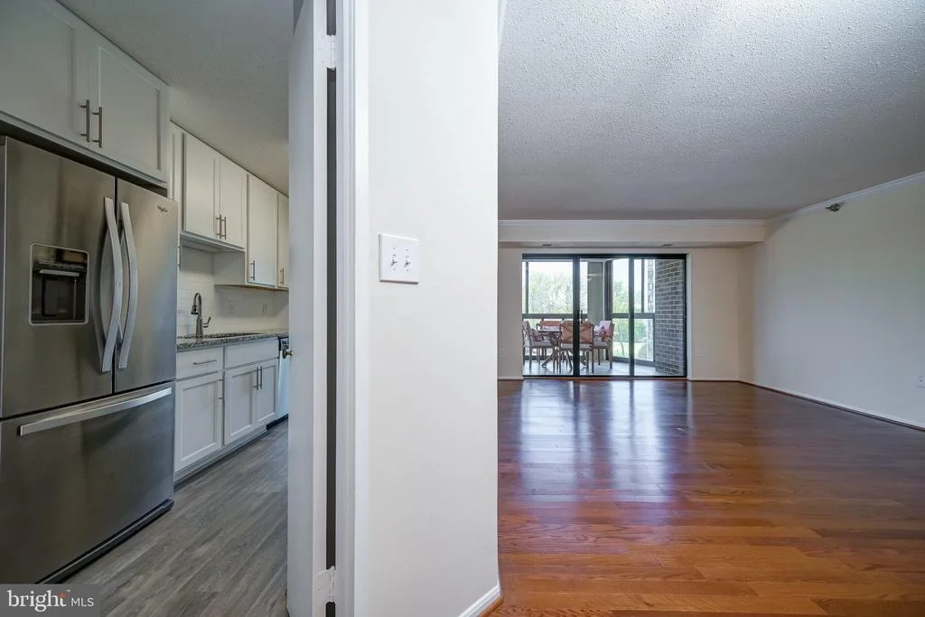 Photo of Unit 4521 at 15100 INTERLACHEN DRIVE