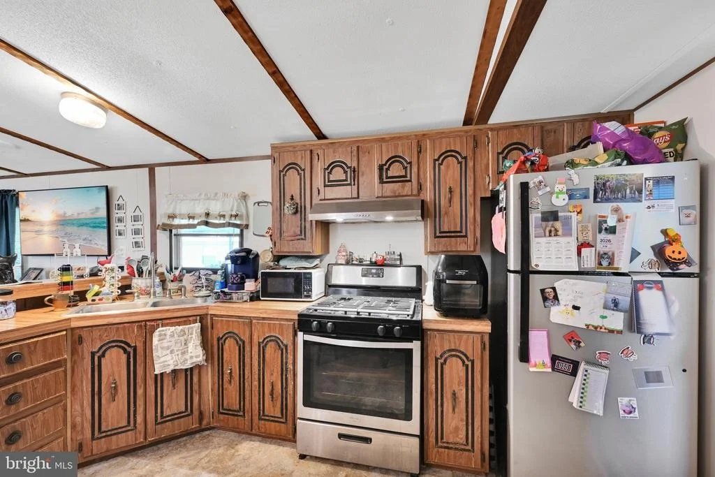 Photo of 25 WILLOW TREE LANE