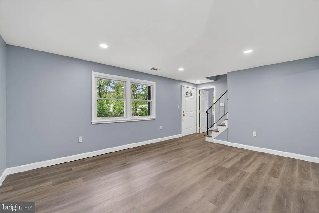 Photo of 3604 HALLOWAY N