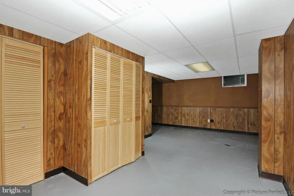 Photo of 577 BINFORD COURT