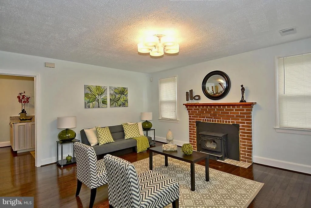 Photo of 4705 QUADRANT STREET