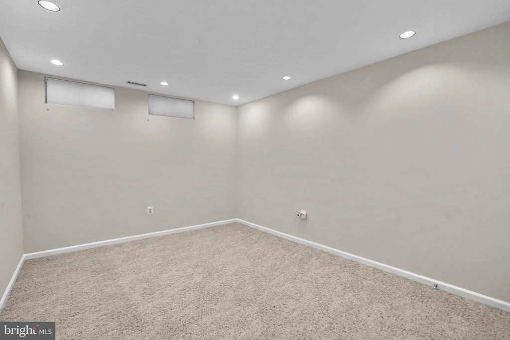 Photo of 17231 SANDY KNOLL DRIVE