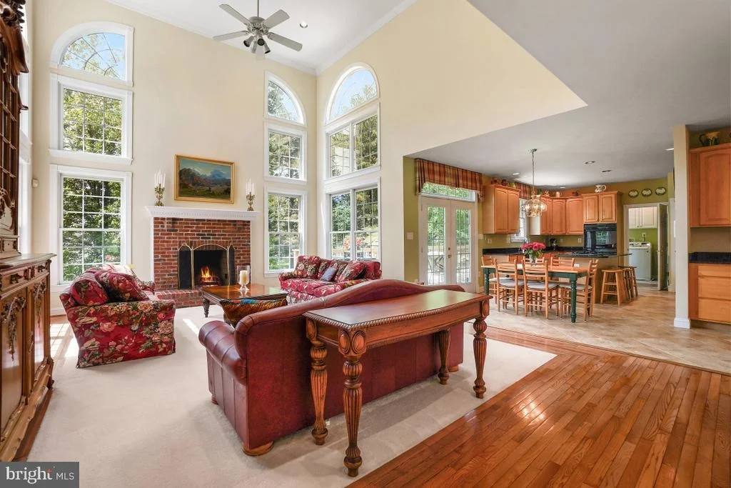 Photo of 12708 YOUNG LANE