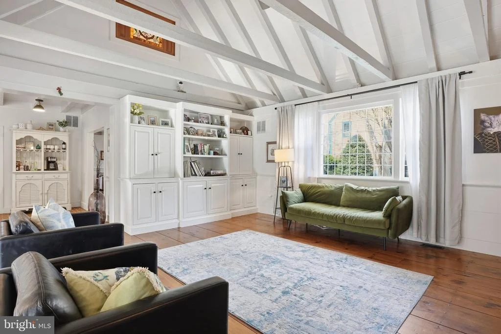 Photo of 342 BROADVIEW LANE