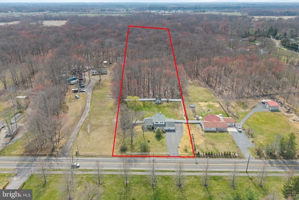Photo of 115 EDGEBROOK ROAD