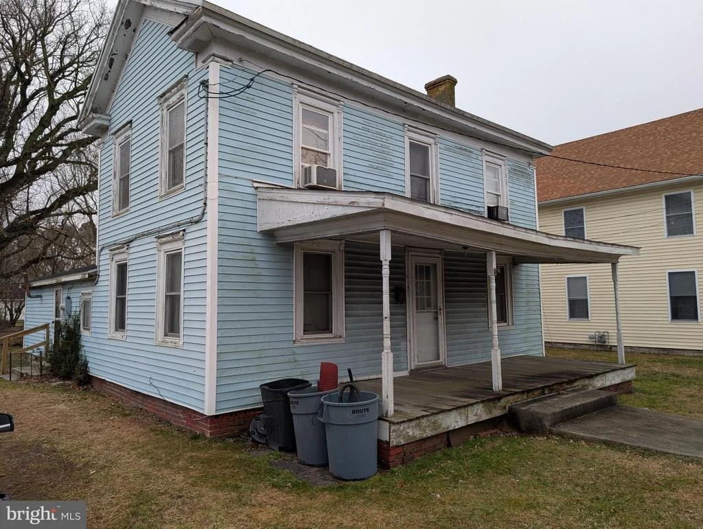 Photo of 6 W STATE STREET
