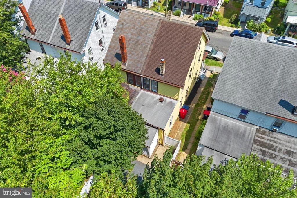 Photo of 258 WALNUT STREET