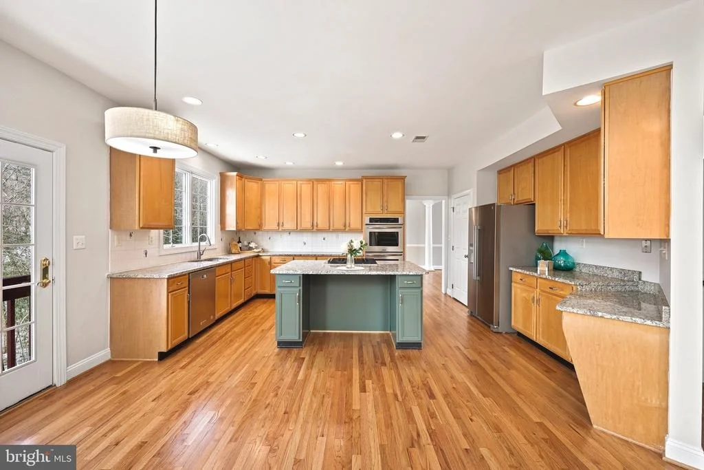 Photo of 10602 BEECHKNOLL LANE