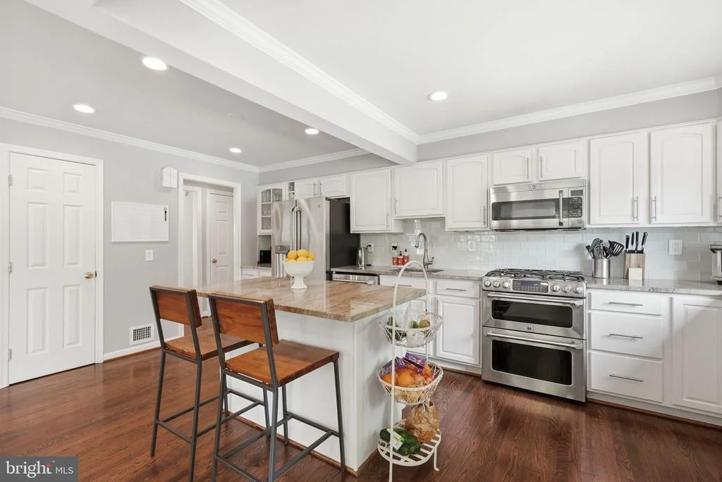 Photo of 6207 ADELAIDE DRIVE