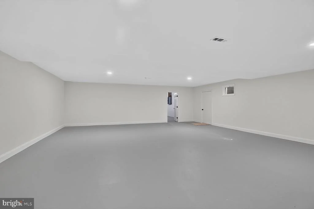 Photo of 12300 LISBOROUGH ROAD