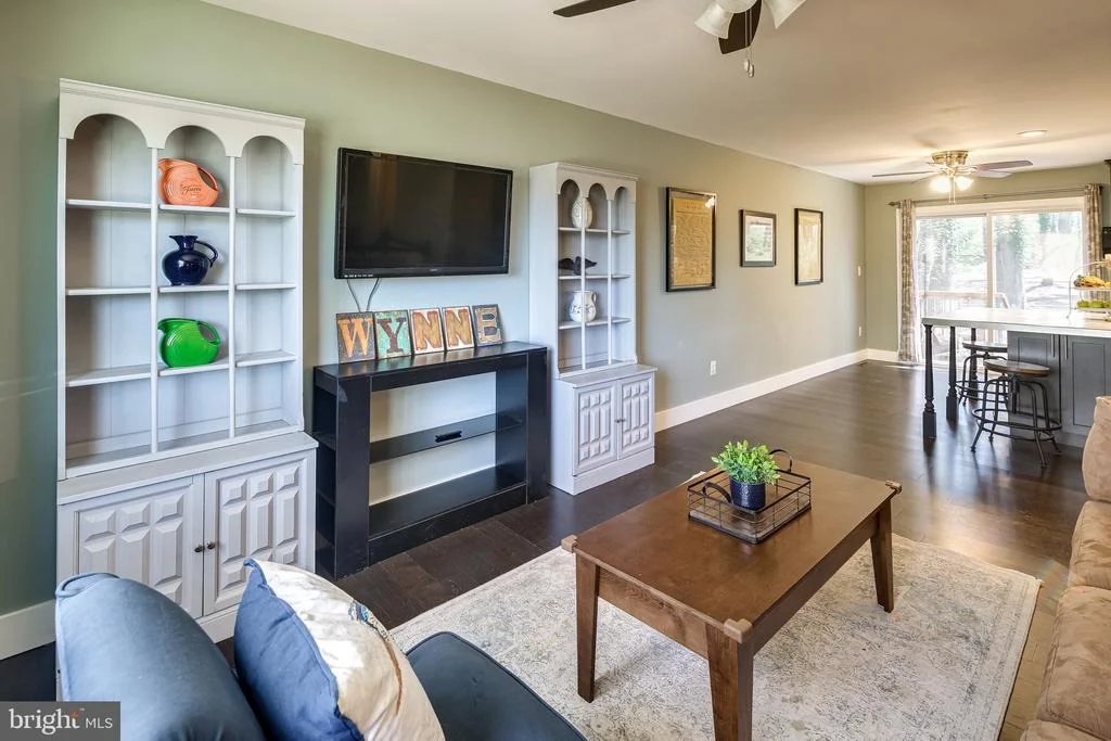 Photo of 1363 MOYER ROAD