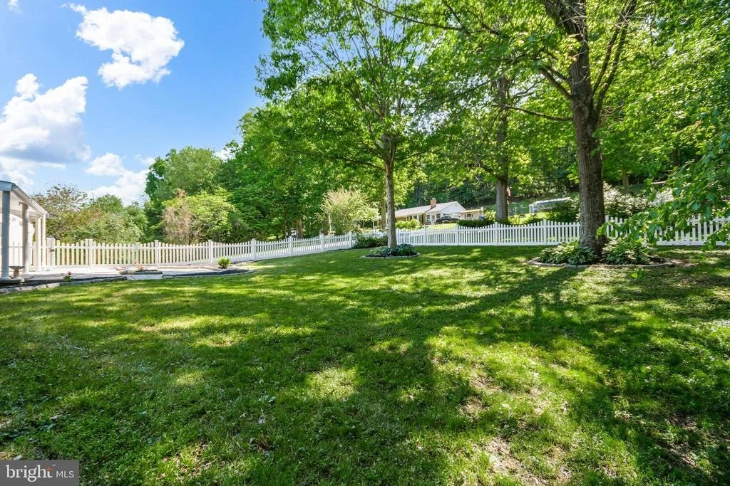 Photo of 2528 MONOCACY BOTTOM ROAD