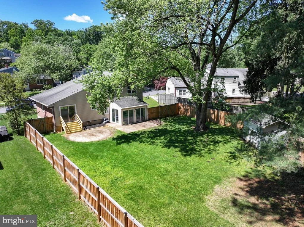 Photo of 916 BEAVERBANK CIRCLE
